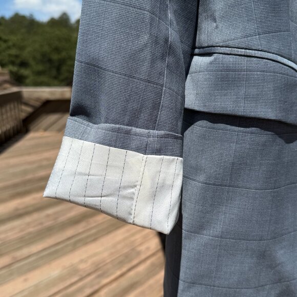 EUC BOSS by Hugo Boss Gray Plaid Single Button Blazer w./ Contrast Sleeves - Picture 7 of 9